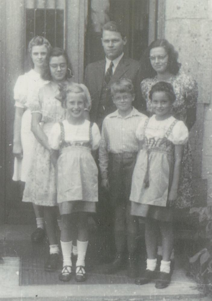 Fotos Redecker-Junker/Hans-Dietrich Redecker 1947 bei Fam.Junker.jpg